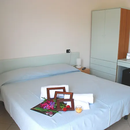 Hotell Wanda Porto Azzurro